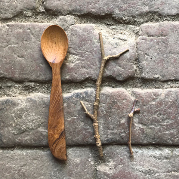 Handgeschnitzter Löffel - Klein