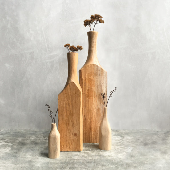 Handgeschnitzte Flaschenvase aus Holz - Klein