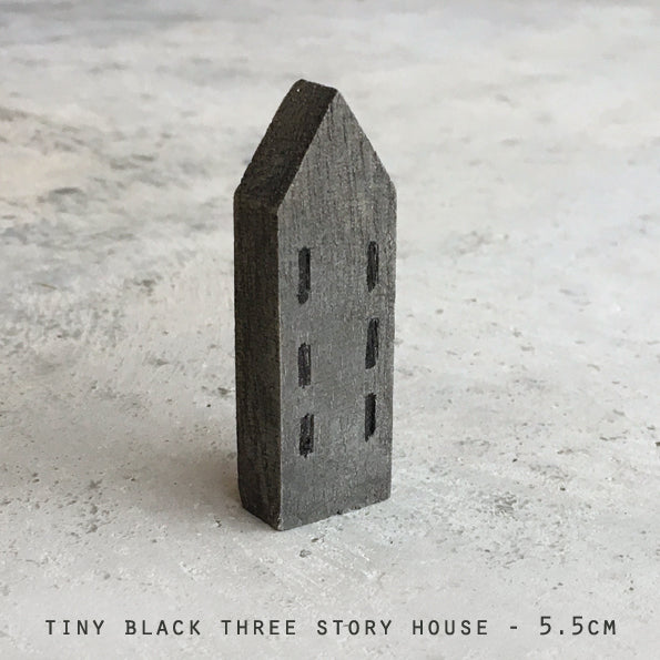 Tiny house - Black 3 storey