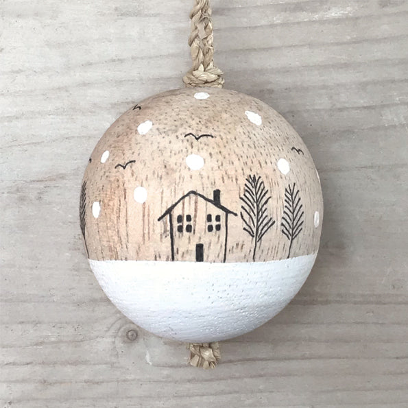 Wood bauble - Snowy houses