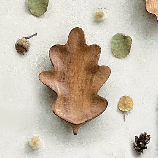 Flat leaf bowl-Oak