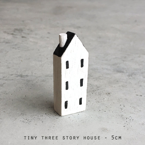 Tiny House-Weiß, 3-stöckig